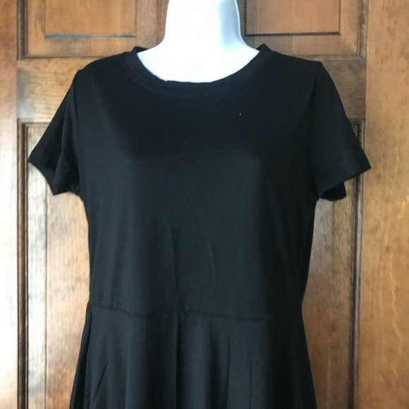 Helyo Fashion Black Short Sleeve Dress w/Seam Pockets Large - Picture 2 of 11